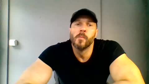 titan_heart online show from 07/12/26, 10:17