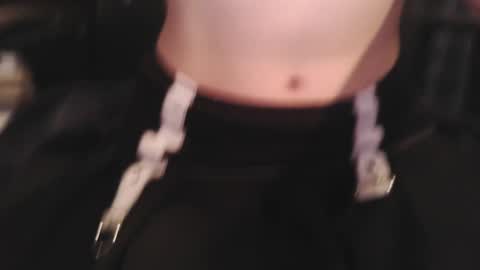 Snapshot of titillatingtales chatting on 02/28/25, 08:20 Fern online show from 02/28/25, 08:20