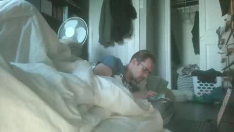 Snapshot of titlovercums chatting on 05/15/26, 10:00 titlovercums online show from 05/15/26, 10:00