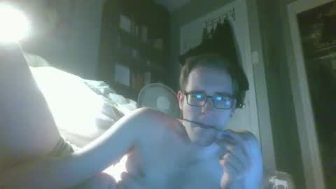 Snapshot of titlovercums chatting on 05/19/26, 03:13 titlovercums online show from 05/19/26, 03:13