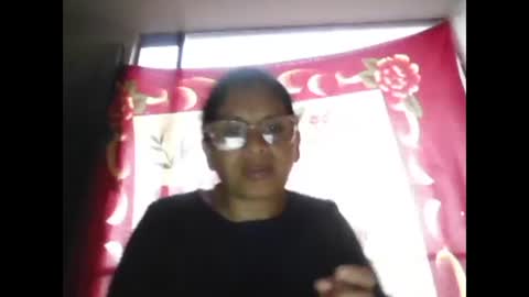 Snapshot of titssmall123 chatting on 12/31/24, 10:58 Ester online show from 12/31/24, 10:58