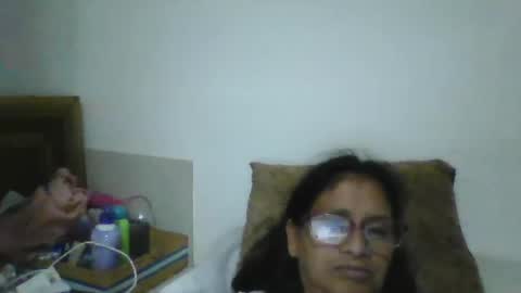 Ester online show from 11/19/25, 02:33