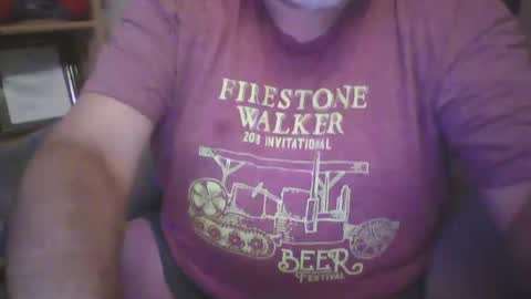 Snapshot of tittyloverr69 chatting on 12/04/24, 06:22 tittyloverr69 online show from 12/04/24, 06:22