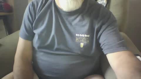 Snapshot of tittyloverr69 chatting on 12/18/24, 04:28 tittyloverr69 online show from 12/18/24, 04:28