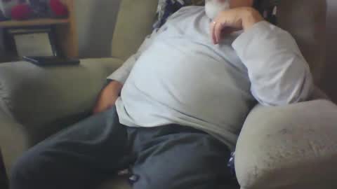 Snapshot of tittyloverr69 chatting on 12/20/24, 06:13 tittyloverr69 online show from 12/20/24, 06:13