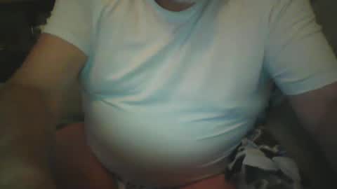 Snapshot of tittyloverr69 chatting on 03/11/25, 07:04 tittyloverr69 online show from 03/11/25, 07:04