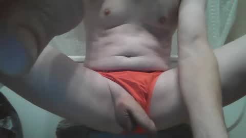 Snapshot of tittyzandbeer chatting on 11/04/25, 09:41 tittyzandbeer online show from 11/04/25, 09:41