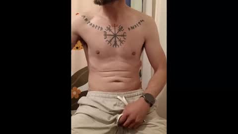 Snapshot of tj_the_man chatting on 11/12/25, 07:57 TJ online show from 11/12/25, 07:57