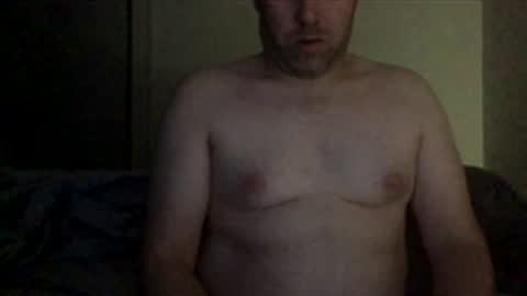 Snapshot of tjo01 chatting on 12/02/25, 12:21 tjo01 online show from 12/02/25, 12:21