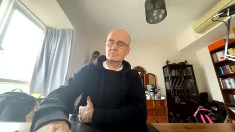 Snapshot of tksnoopy7 chatting on 02/08/26, 02:15 TKSnoopy online show from 02/08/26, 02:15