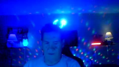 Snapshot of tkthedj chatting on 07/12/26, 12:01 TK online show from 07/12/26, 12:01