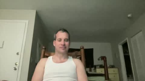 Snapshot of tleigh24 chatting on 12/28/24, 02:11 tleigh24 online show from 12/28/24, 02:11