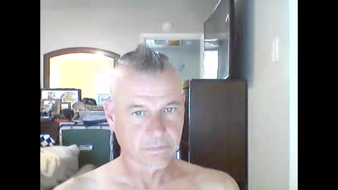 Snapshot of tnash24 chatting on 11/10/25, 09:03 tx46m online show from 11/10/25, 09:03