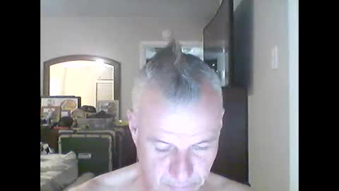 Snapshot of tnash24 chatting on 11/28/25, 01:52 tx46m online show from 11/28/25, 01:52