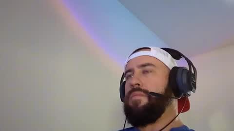 Snapshot of tnkev chatting on 01/15/26, 07:50 tnkev online show from 01/15/26, 07:50