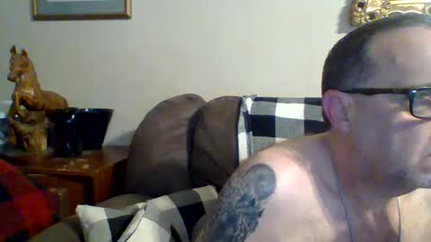 Vols online show from 02/19/25, 01:18