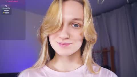 Mary online show from 11/03/25, 06:14