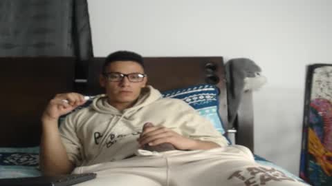 Andres Independent Model online show from 03/07/26, 03:36