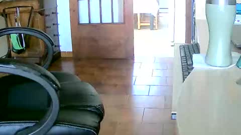 Tobiko online show from 02/11/25, 09:20