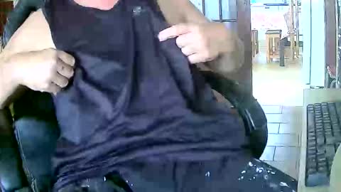 Tobiko online show from 04/11/26, 11:03