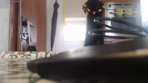 Snapshot of todd_dantes chatting on 02/05/25, 09:46 Todd online show from 02/05/25, 09:46