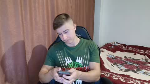 Snapshot of todhorny987 chatting on 12/11/24, 08:15 todhorny987 online show from 12/11/24, 08:15