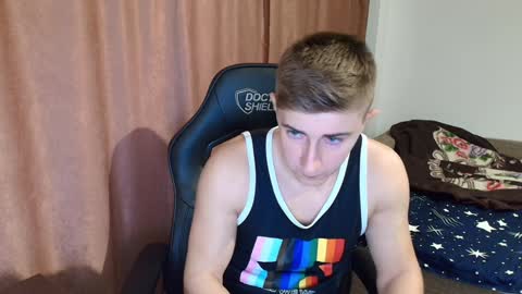 Snapshot of todhorny987 chatting on 01/10/25, 04:54 todhorny987 online show from 01/10/25, 04:54