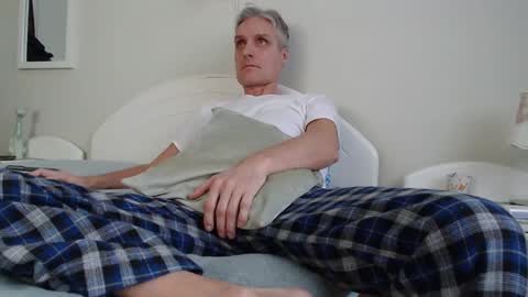 Daniel Bisexual uncut 20cm online show from 02/08/25, 02:27