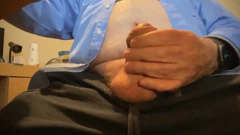 Snapshot of togbear chatting on 01/02/25, 08:46 Togbear online show from 01/02/25, 08:46