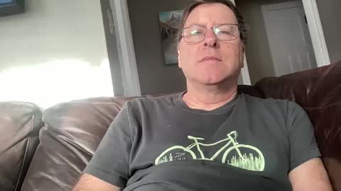 Snapshot of toggaman chatting on 02/06/25, 10:00 Joshua1983 online show from 02/06/25, 10:00