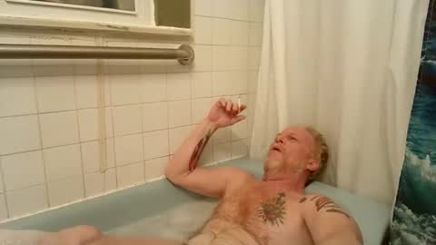 Snapshot of tokenless_boner chatting on 12/17/25, 05:46 tokenless_boner online show from 12/17/25, 05:46