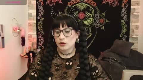 tokio Noir online show from 04/17/26, 02:25