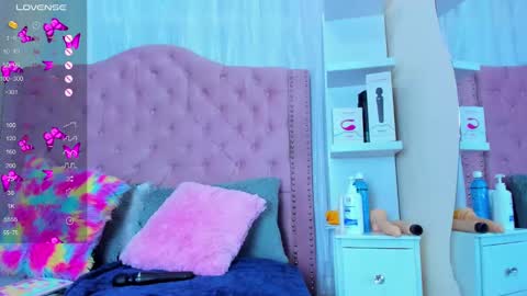 tokito mitsuri online show from 12/05/24, 01:49