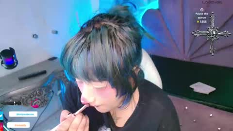 toky         online show from 10/17/25, 08:11