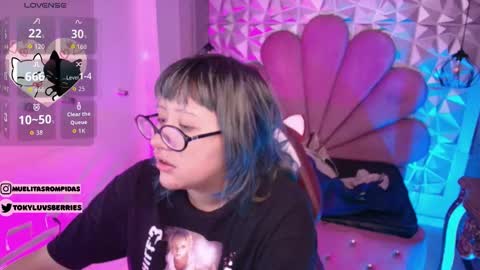 toky         online show from 01/09/26, 02:36