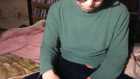 Snapshot of tokyo2024 chatting on 11/23/25, 07:35 small man online show from 11/23/25, 07:35