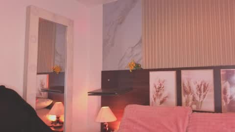 Snapshot of tokyoluu chatting on 11/10/25, 07:57 tokyoluu online show from 11/10/25, 07:57