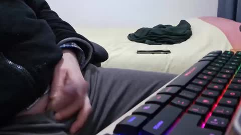 tolon408472 online show from 02/03/26, 09:09