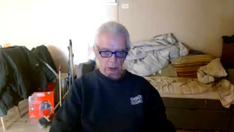 tom112292014 online show from 03/11/25, 03:23