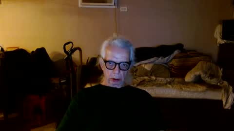 tom112292014 online show from 10/04/25, 12:41