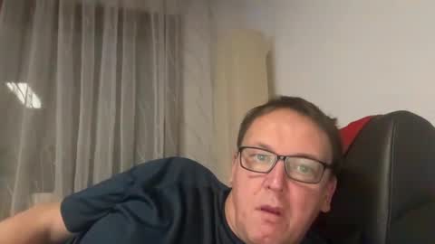 Snapshot of tom6644 chatting on 01/23/25, 06:35 Tom online show from 01/23/25, 06:35