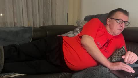 Tom online show from 02/07/26, 06:39