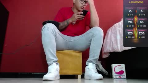 Tom online show from 02/07/25, 07:27