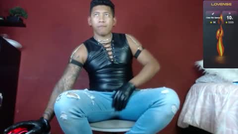 Tom online show from 02/19/25, 02:33