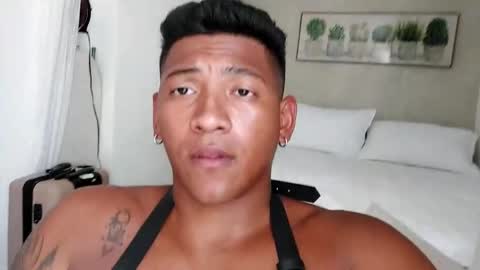 Tom online show from 03/08/25, 06:16