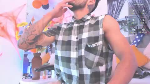 Snapshot of tom_cooper_1 chatting on 10/17/25, 01:03 Master of pleasure online show from 10/17/25, 01:03