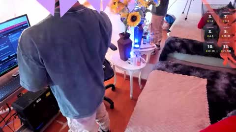 Snapshot of tom_cooper_1 chatting on 10/28/25, 11:58 Master of pleasure online show from 10/28/25, 11:58