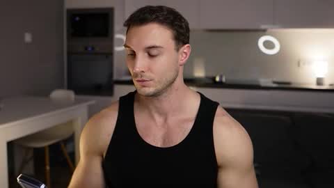 Snapshot of tom_fordd chatting on 12/18/25, 07:47 Tom online show from 12/18/25, 07:47