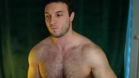 Snapshot of tom_fordd chatting on 04/03/26, 03:21 Tom online show from 04/03/26, 03:21