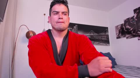 TOM MCKLEEIN  instagram online show from 01/26/25, 01:15